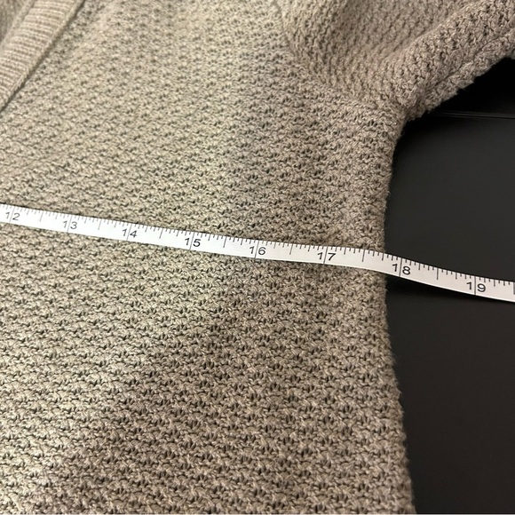 Eddie Bauer Women’s Cardigan One Button Size Medium Fall Vintage Tan - Picture 5 of 6